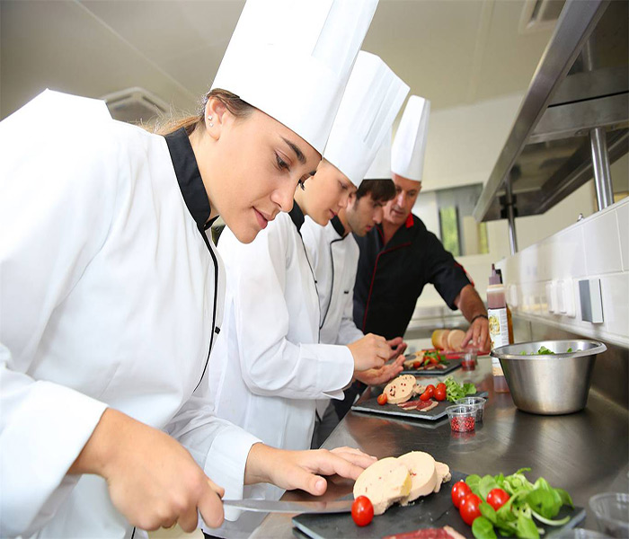 Cần tìm kiếm môi trường đào tạo đầu bếp chất lượng, chuyên nghiệp