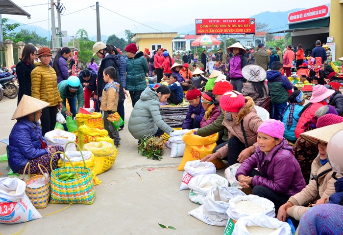 Chợ phiên Bình Liêu