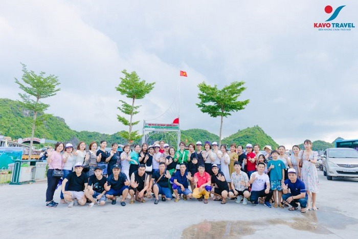 Tour du lịch Cát Bà 2 ngày được thực hiện bởi đội ngũ công ty Khát Vọng Việt phù hợp với tất cả mọi đối tượng từ người già đến trẻ nhỏ