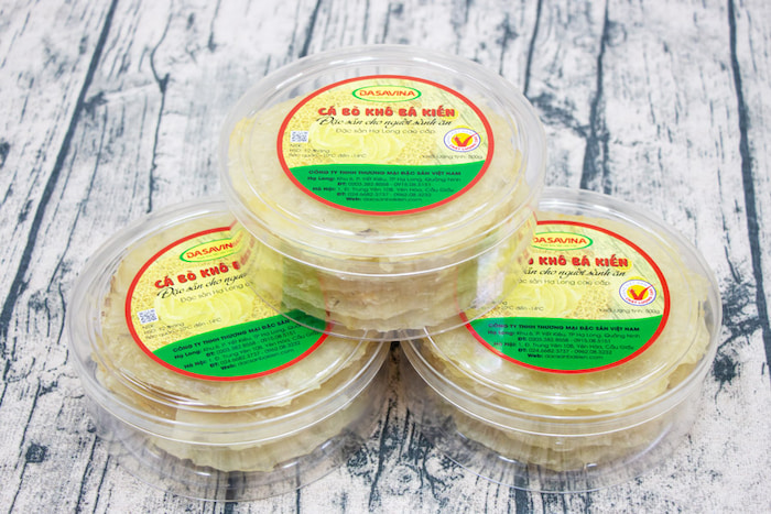 Cá bò khô hiệu Bá Kiến được làm những những con cá bò tươi ngon