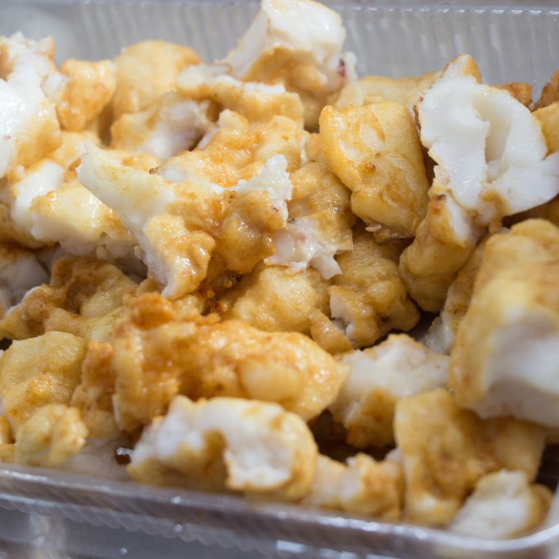 Chả mực có thể ăn kèm cùng với nhiều loại thực phẩm khác