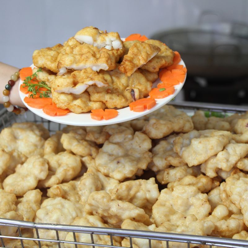 Chả mực Hạ Long của DASAVINA được nhiều thực khách tại Hà Nội tin dùng